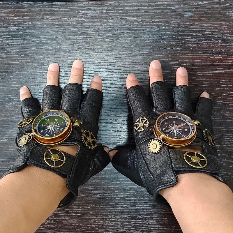 Steampunk Compass Half - Finger Gloves: Pure Sheepskin with Gear Decor, Retro Mechanical Style, Flexible & Versatile。silver