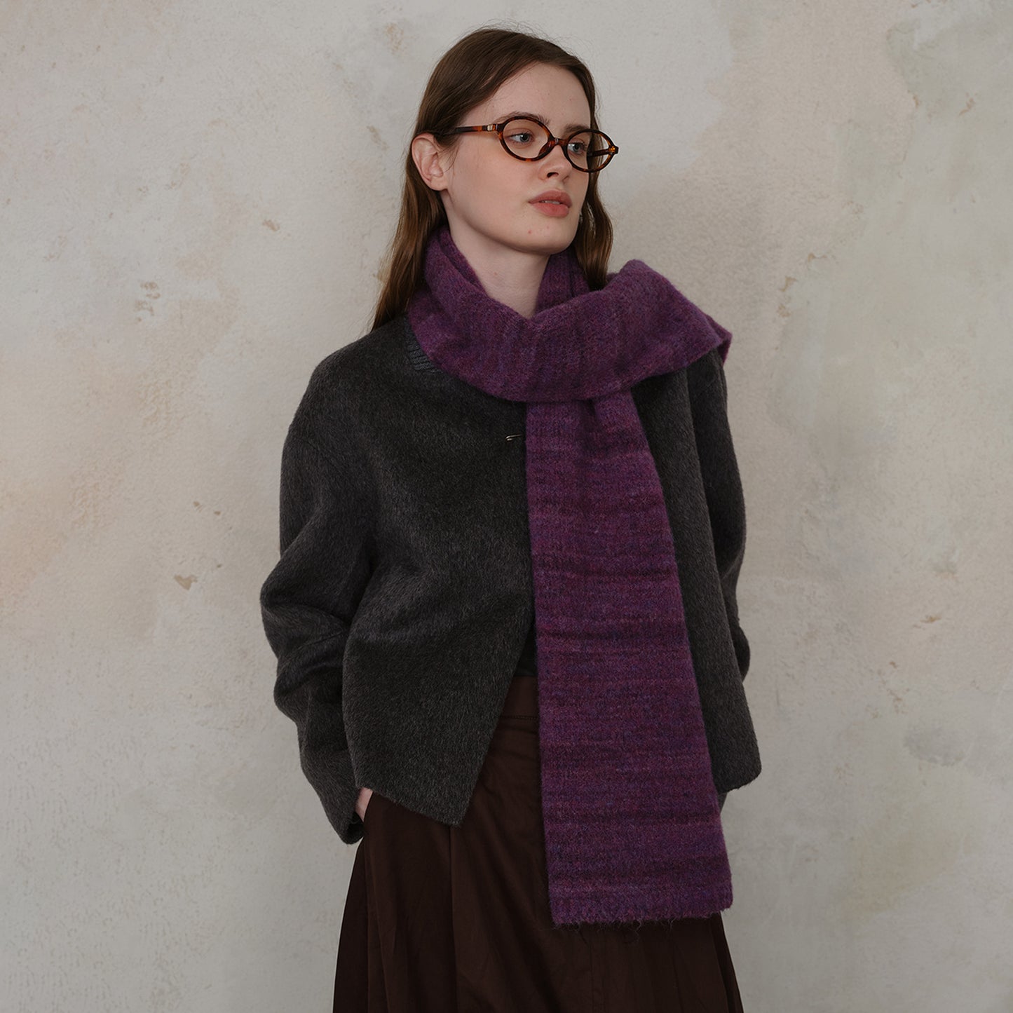 Borwn Vintage Wool-Blend Knit Scarf - Warm and Stylish for Men and Women