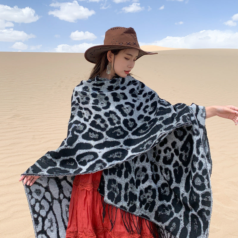 Black-white Bold Leopard Print Poncho Cape - Women's Warm Oversized Shawl Wrap (130x150cm)