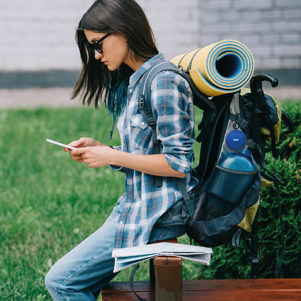 Laser Outdoor Bluetooth Speaker with Mount Blue