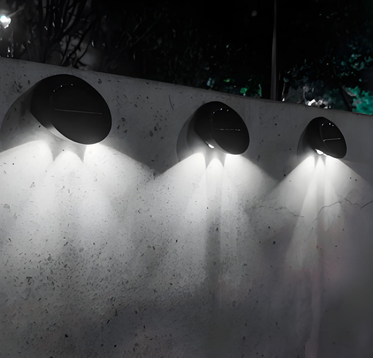 Solar Outdoor Wall Lights (2-Pack): IP44 Waterproof LED Sconces for Garden, Patio & Pathway Lighting（white light）