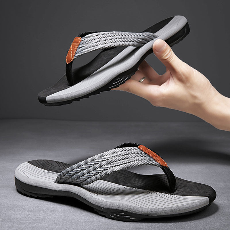 Men's Outdoor Non-Slip Flip Flops, 6 Colors EVA Lightweight Thick-Sole Beach Sandals for Casual & Sports(black and gray-43)