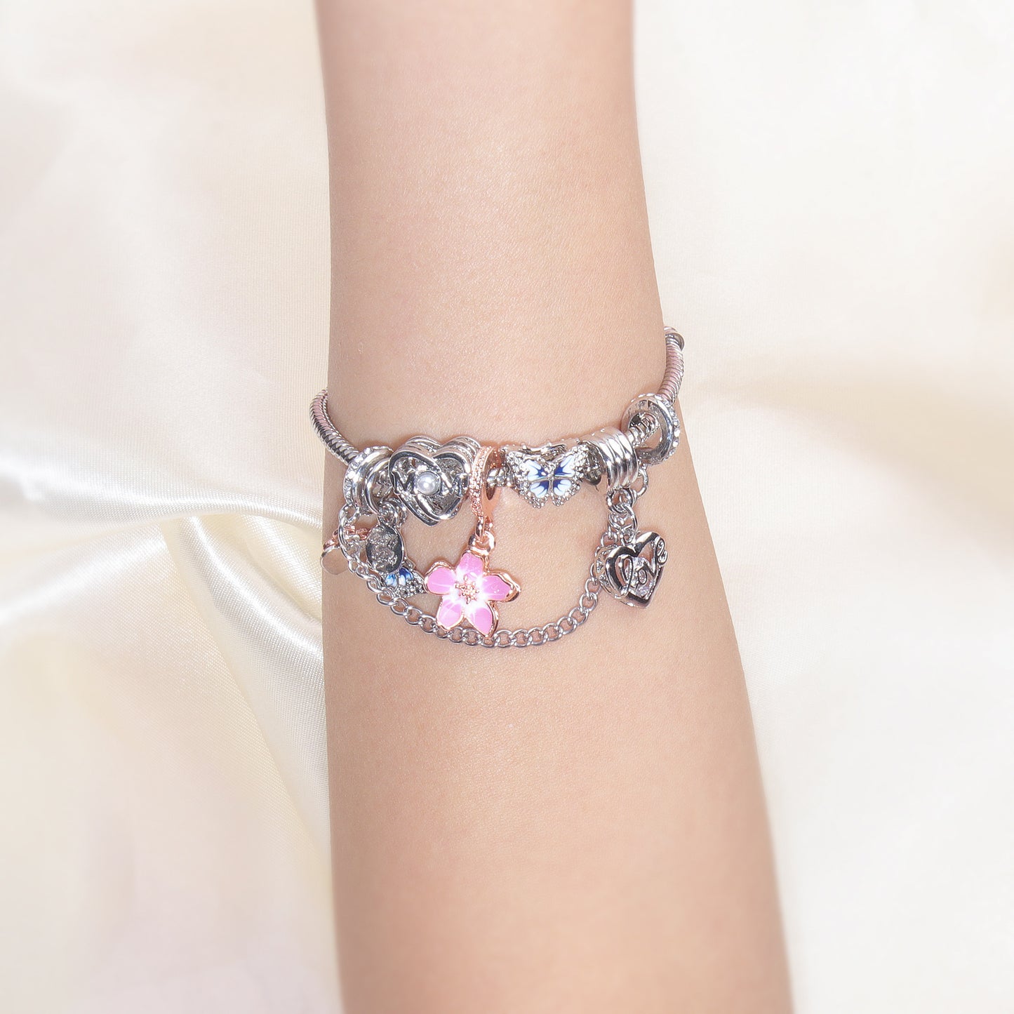 Blue Butterfly Glass Bead & Pink Flower Pendant Charm Bracelet(17cm)