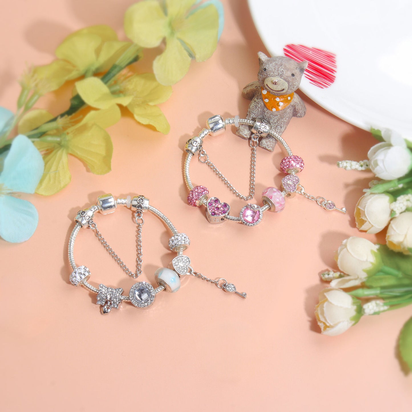 Classic Rhinestone-Inlaid Glass Bead Dreamcatcher Bracelet(silver-17cm)