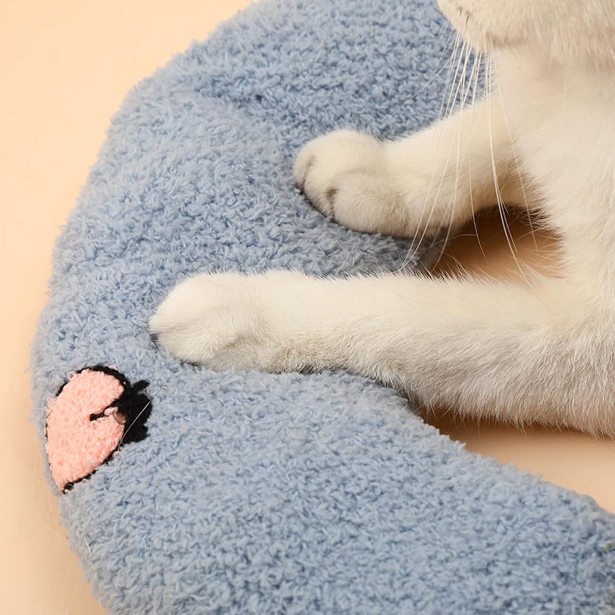 Pet Cushion - Soft Plush Pet Cushion - Cute Patterned Pet Mat - Comfortable Neck Support - Suitable for Cats and Dogs - White