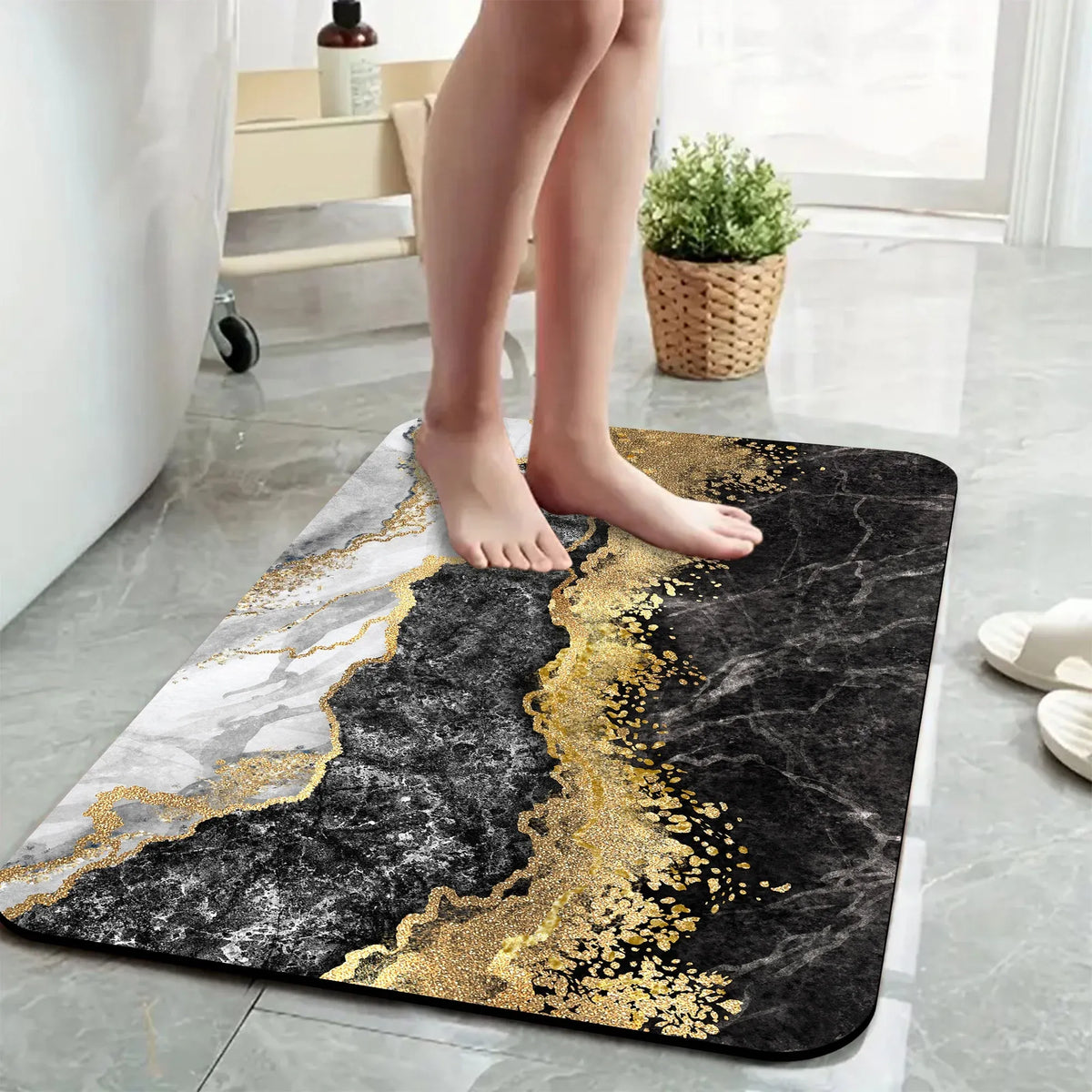 1 Piece Marble Bathroom Rug, Non-Slip Quick Dry Bath Mat for Tub, Shower, Floor and Indoor Outdoor Use, Black and Gold