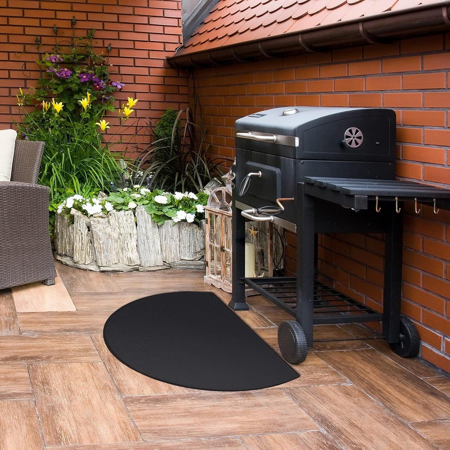 Fireproof Fireplace Hearth Mat Oil-Proof Waterproof BBQ Protector for Decks and Patios, Hearth Rug Protects Floors from Sparks Embers, Black