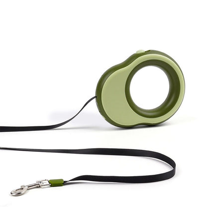 Telescopic dog leash, 11.5 feet extendable dog leash, suitable for dogs weighing 0-55 pounds, one handed lock, 360 ° tangle free strong light, perfect for medium to large dogs, green