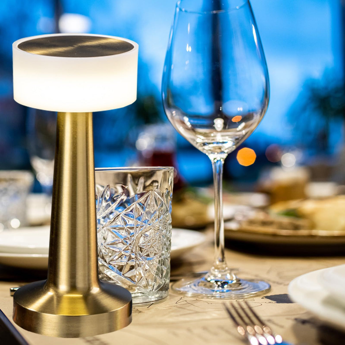 LED Table Lamp with Touch Sensor,3-Levels Brightness,Portable Rechargeable Cordless Desk Lamp,Suitable for Bedrooms