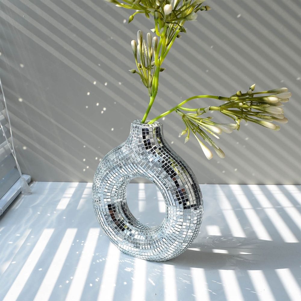 Mirror Donut Vase Modern Glam Decorative Vase for Home Office Party Centerpiece Reflective Tile Mosaic Round Disc Shaped
