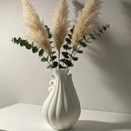 A Gentle Embrace from 3D Printing - White Vase