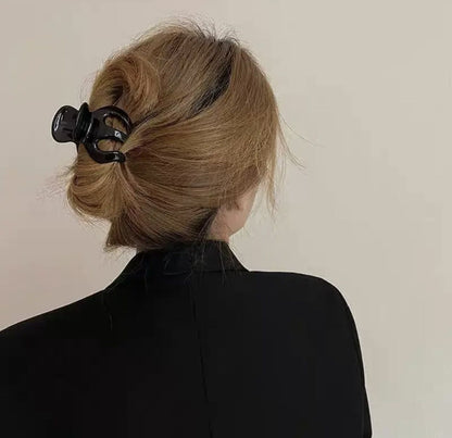 Pumpkin clasp hairpin accessory-MatteBlack