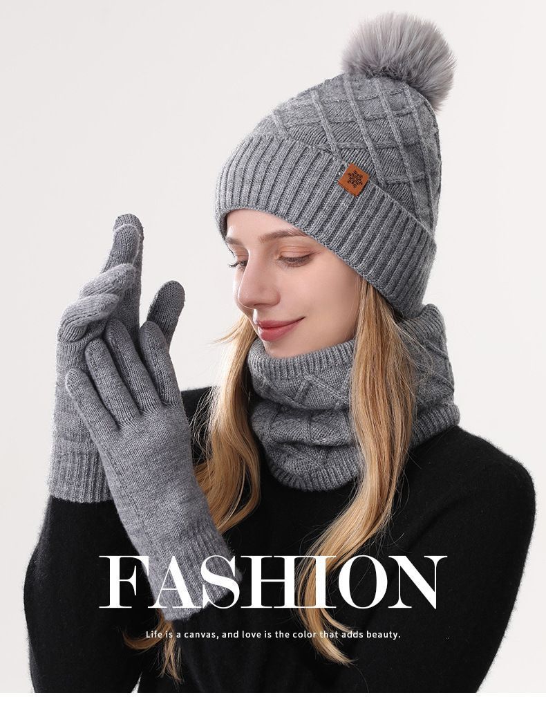 Women Milky-White Argyle 3-Piece Set-Hat Scarf and Gloves