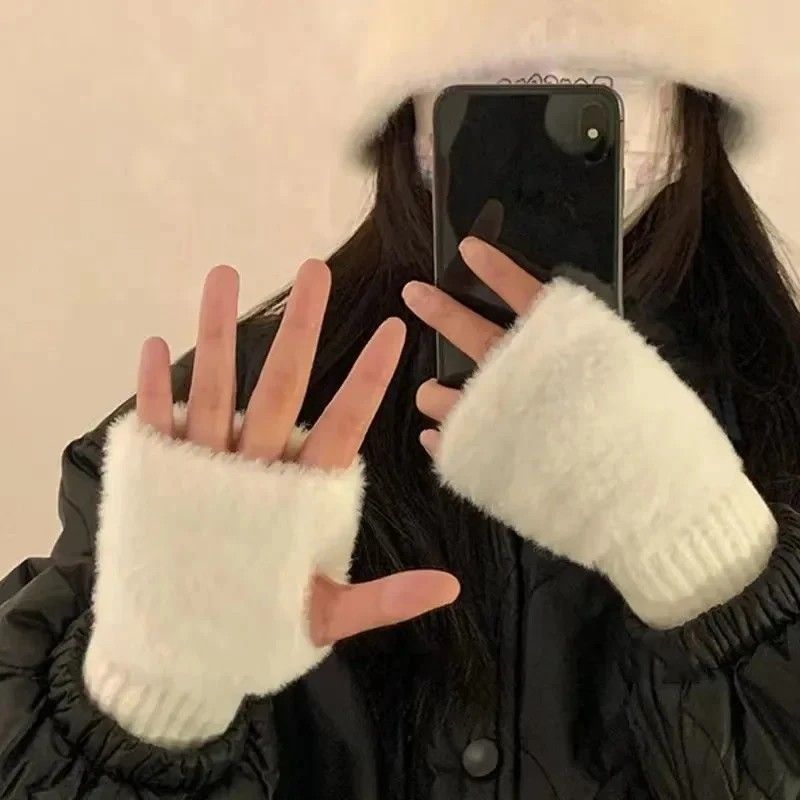 Women's Comfortable Fingerless Gloves - Soft, Warm, and Fashionable Pure White Winter Gloves, Suitable for Cold Weather or Casual Wear, Hand Washable, Ladies' Gloves.white