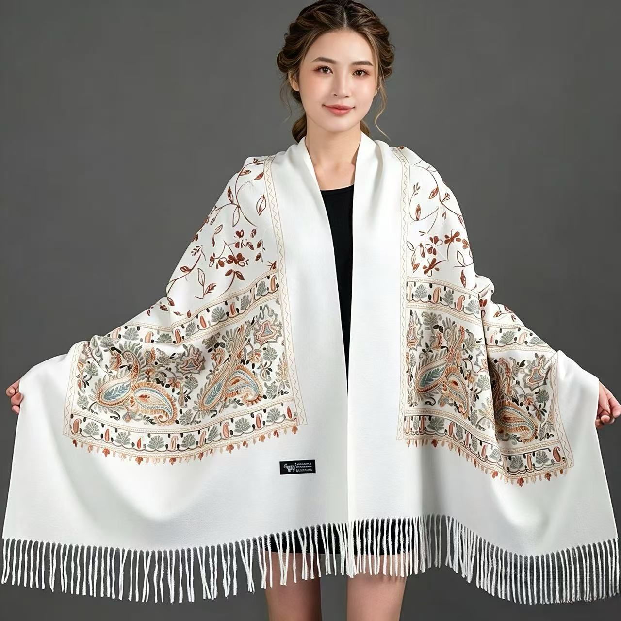 European-American Style Auspicious Embroidered Shawl Scarf, High-End Autumn & Winter Warm Outfit(black)