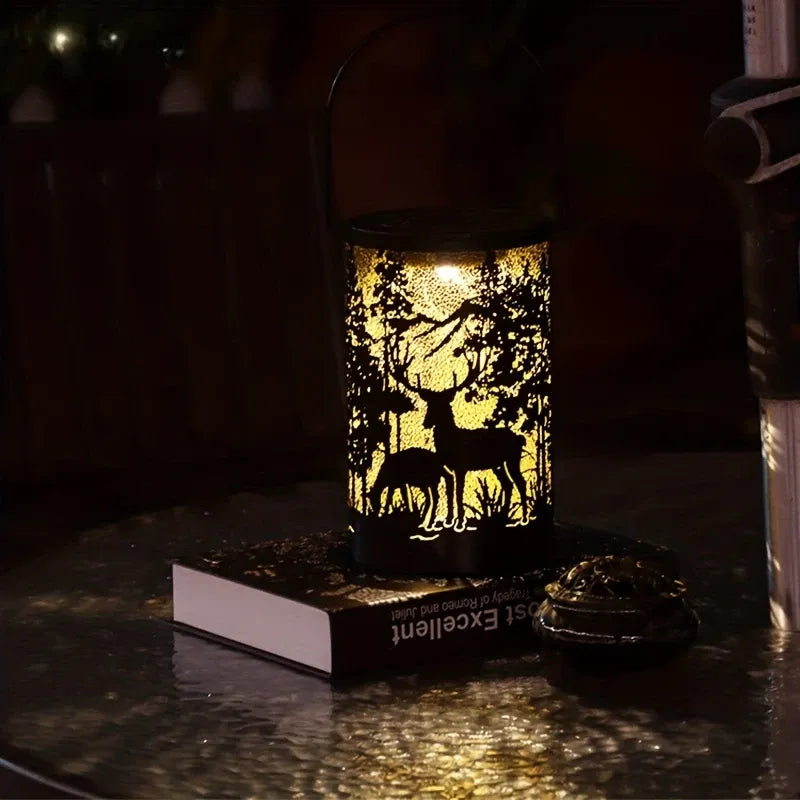 Solar Vintage Deer Shadow Metal Lantern, Iron Hollow Garden Light, 600mAh Ni Battery, Auto Light Control, Outdoor Camping Decor