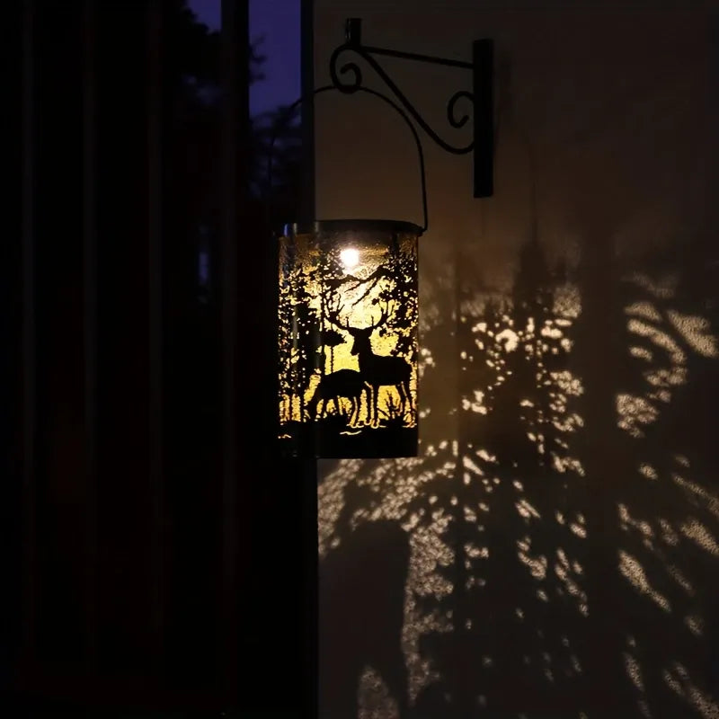 Solar Vintage Deer Shadow Metal Lantern, Iron Hollow Garden Light, 600mAh Ni Battery, Auto Light Control, Outdoor Camping Decor