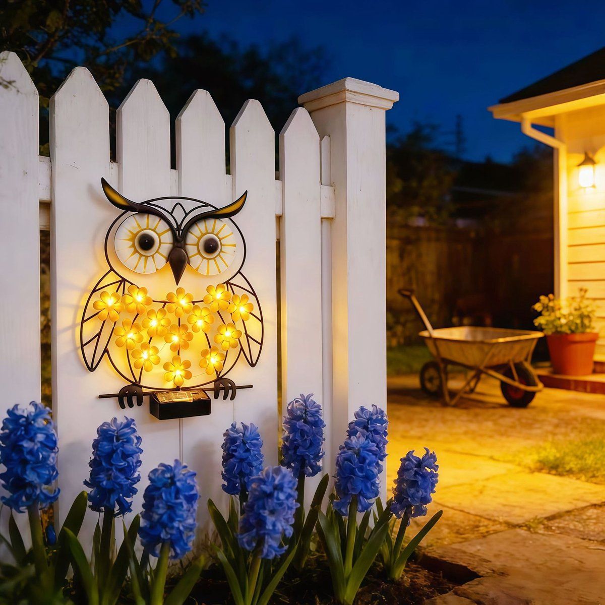 Solar Owl Wall Lamp Metal LED Outdoor Garden Decor Waterproof IP65 Animal Shape Solar Powered Light for Fence Balcony Yard Blue