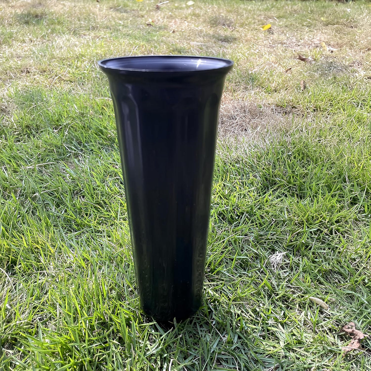 Memorial Floral Vases, Cemetery Vase, Headstones Flower Holder, Grave Cone Vase, Flower Pots for Outdoor Plants, Decorative Plastic Containers (Set of 6, Black)