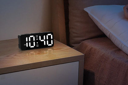 Small Digital Alarm Clock with 5 Dimmers and 5 Alarm Volumes for Bedrooms - Black