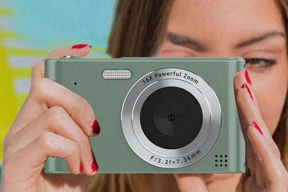 4K HD Digital Camera for Photography and Video Vlogging Camera Camera with 32G Memory Card 16X Digital Zoom -Green