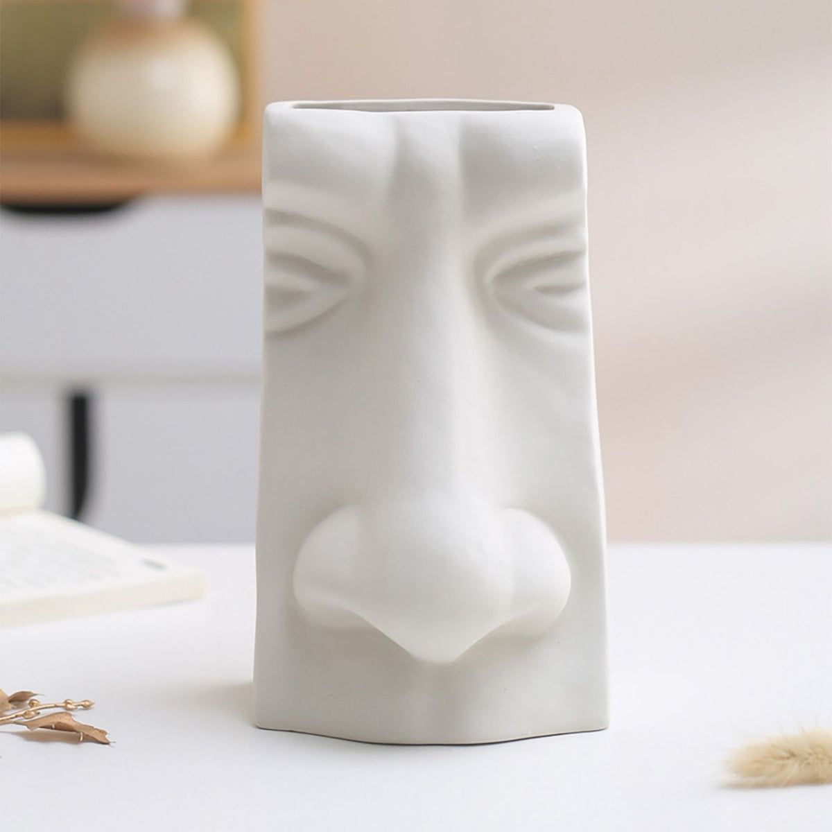 Ceramic Flower Vase Human Face Vase Minimalist Decorative Hydroponic Flower Arrangement Container