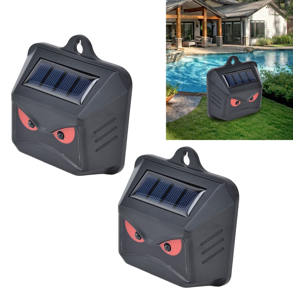 2pcs Animal Repeller Red LED Strobe Lights Waterproof Design Solar Automatic Charging ABS Housing Black Deterrent Tool