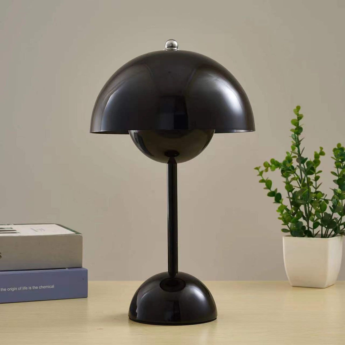 Cordless Table Lamp Iron Touch Dimmable USB Rechargeable Modern LED Bedside Reading Lamp with Mushroom Dome for Bedroom Living Room Office Black