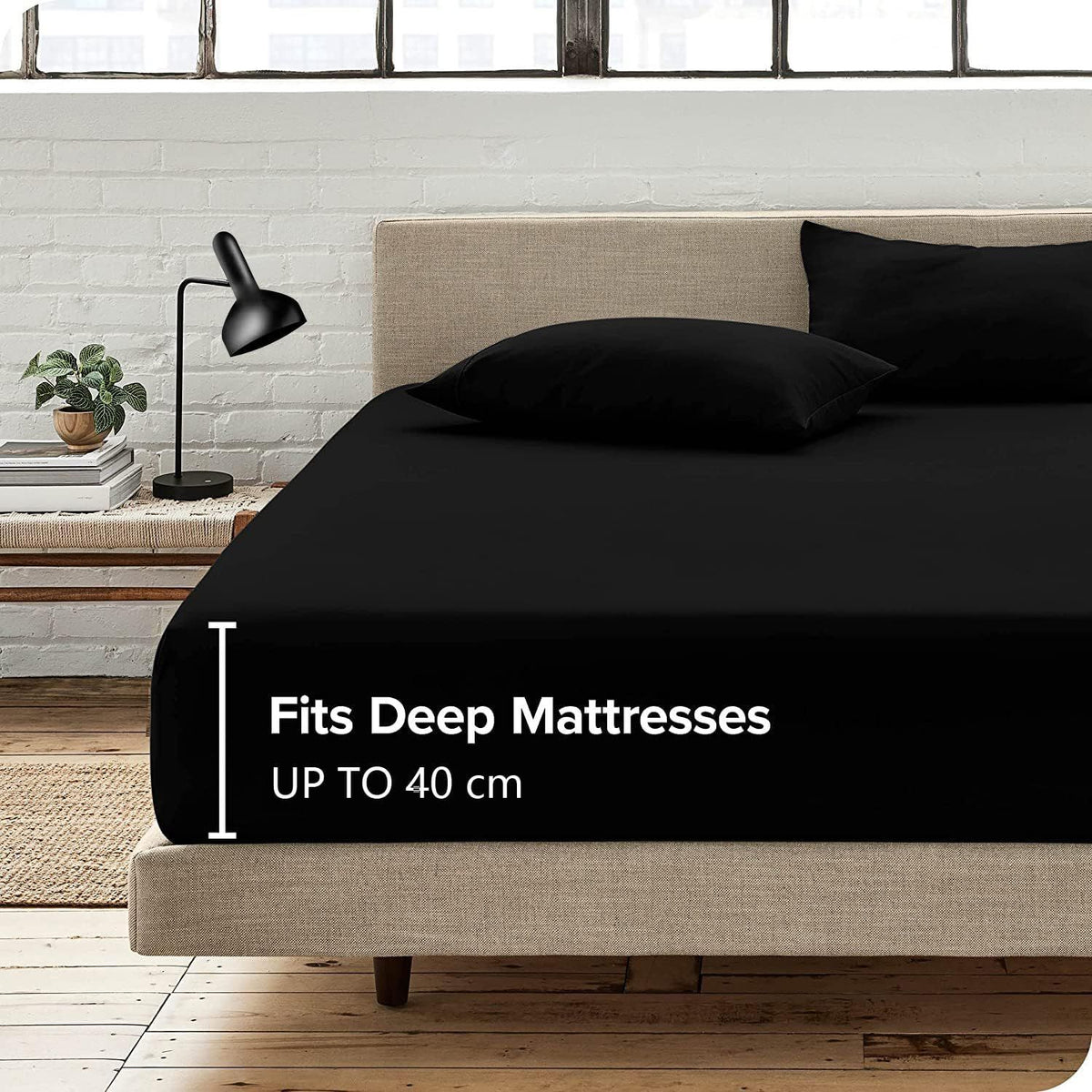 3 Piece Fitted Sheet Set- Fitted Sheet & Pillowcases -Breathable Bedding - Wrinkle, Fade, Stain Resistant- 40cm Deep Pocket Fitted Bed Sheet Set(Black,Queen)