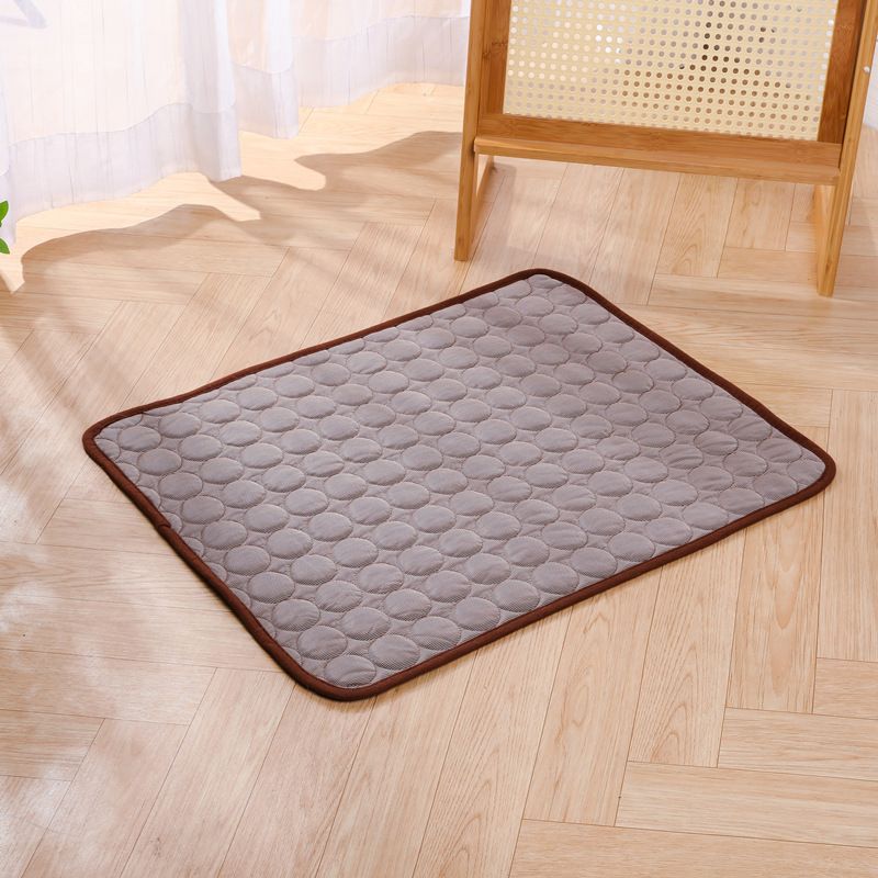 Jun Zhe Pet Ice Silk Cooling Mat for Dogs ice silk pad brown XS(40*30cm) about 60g