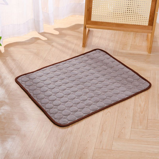 Jun Zhe Pet Ice Silk Cooling Mat for Dogs ice silk pad brown XS(40*30cm) about 60g