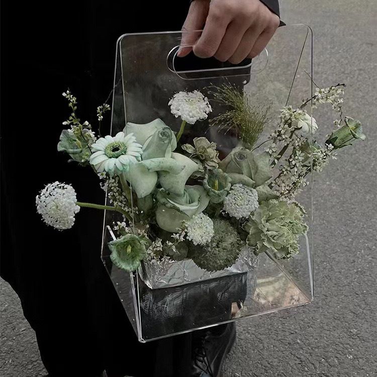Acrylic Hand-held Vase,High-end Transparent Flower Box,Portable Flower Basket Floral Arrangement Flower (Acrylic vase)