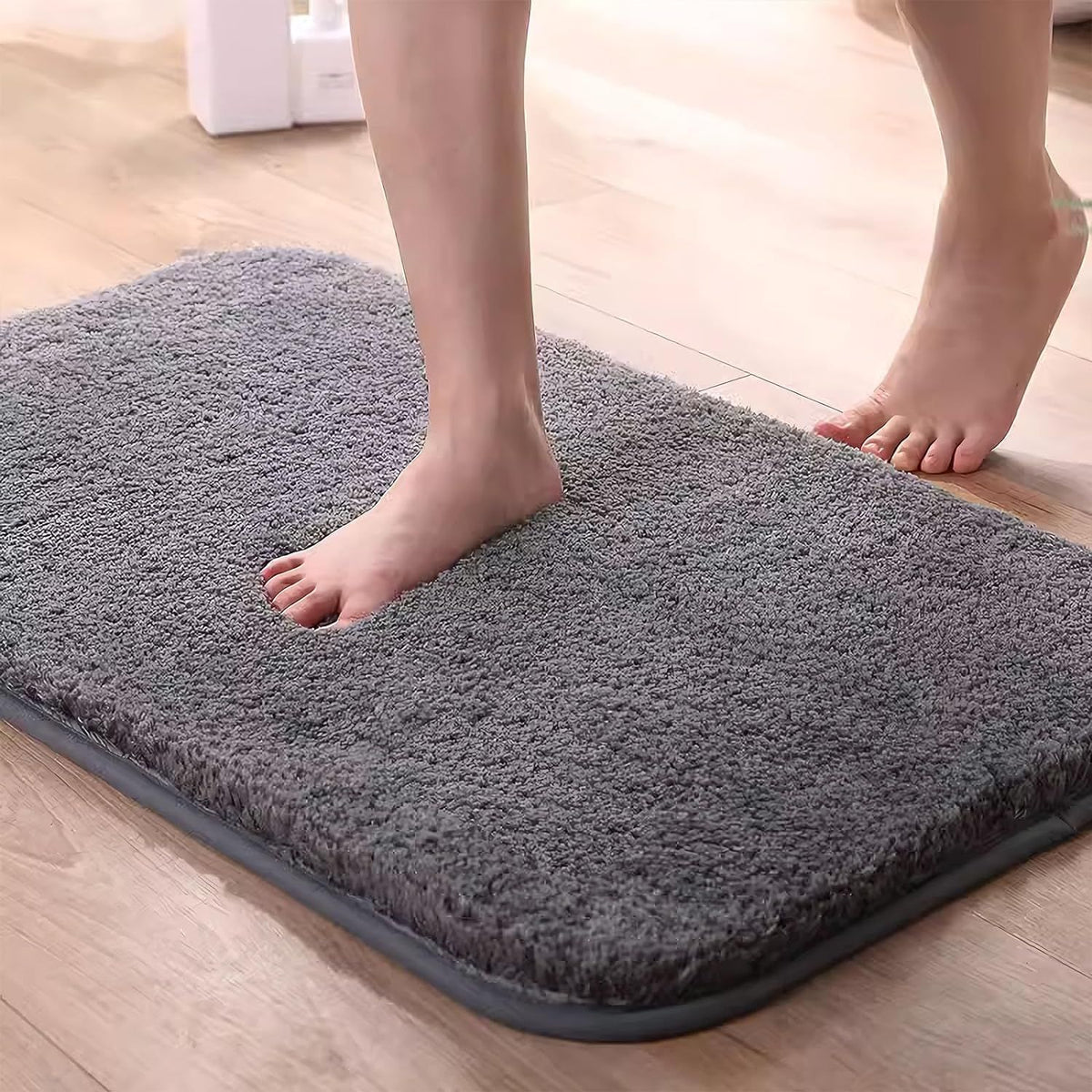 Bathroom Rugs Plush Thick Bathroom Rug Extra Soft Bath Mat for Non Slip Machine Washable Bathroom Carpet Microfiber Absorbent