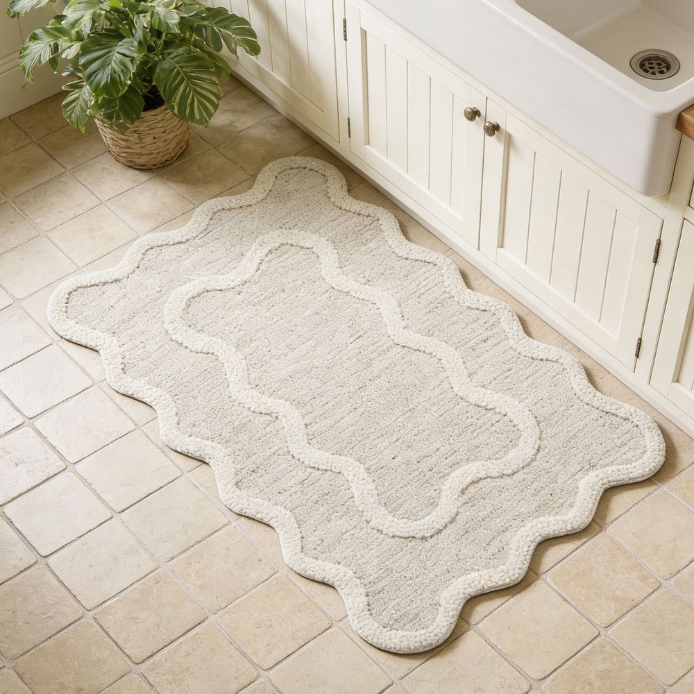 Scalloped Bath Mat, Soft Absorbent Bathroom Rug, Washable Shower Mat for Tub Floor and Vanity, Cream Beige 40x60^