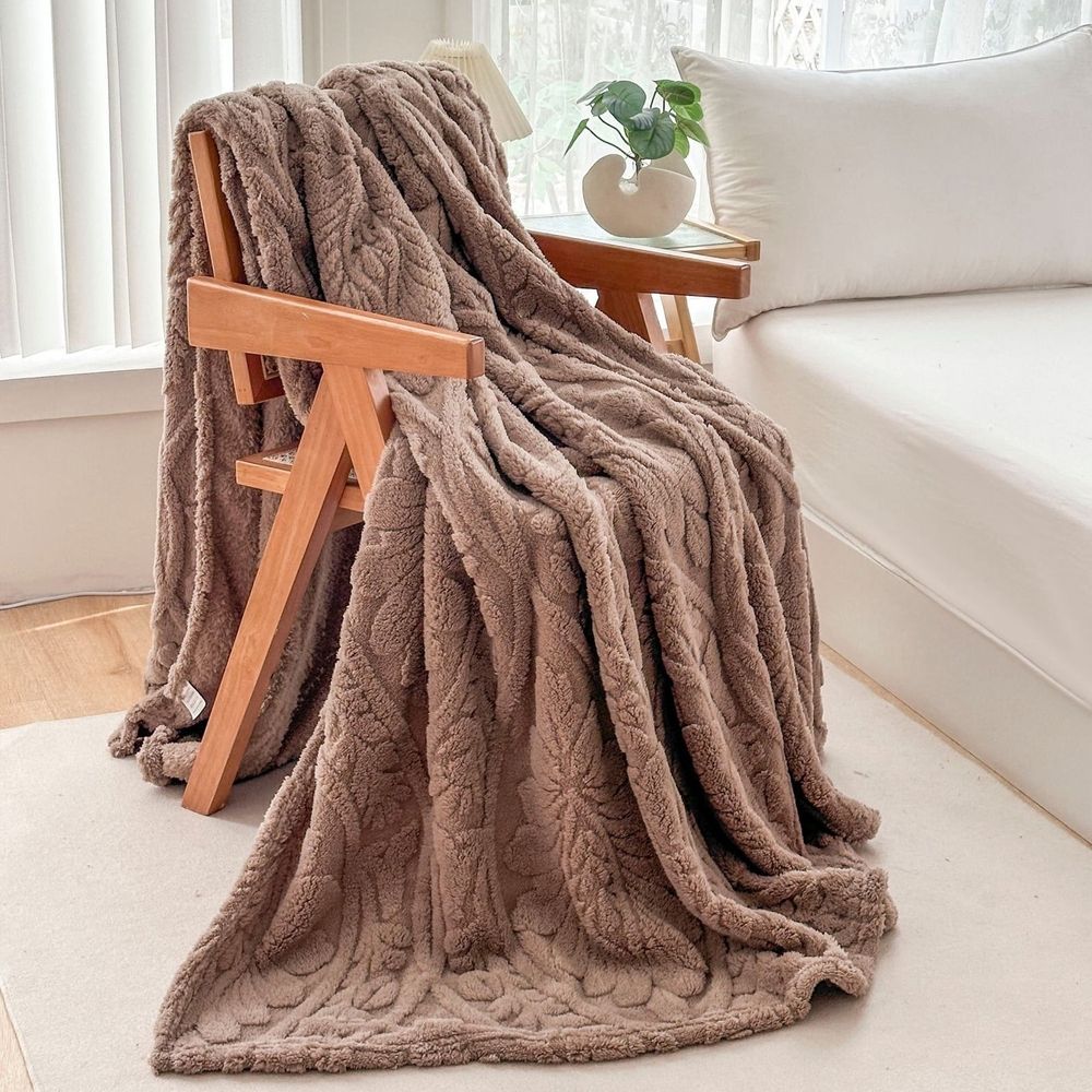 Multi Functional Fleece Coverlet Office Nap Blanket Design Organizer For Super Soft All Season Use Anti Pilling Fade Shrink Easy Care Warm Cozy Bed Sofa Camping Home Living Decor Blankets