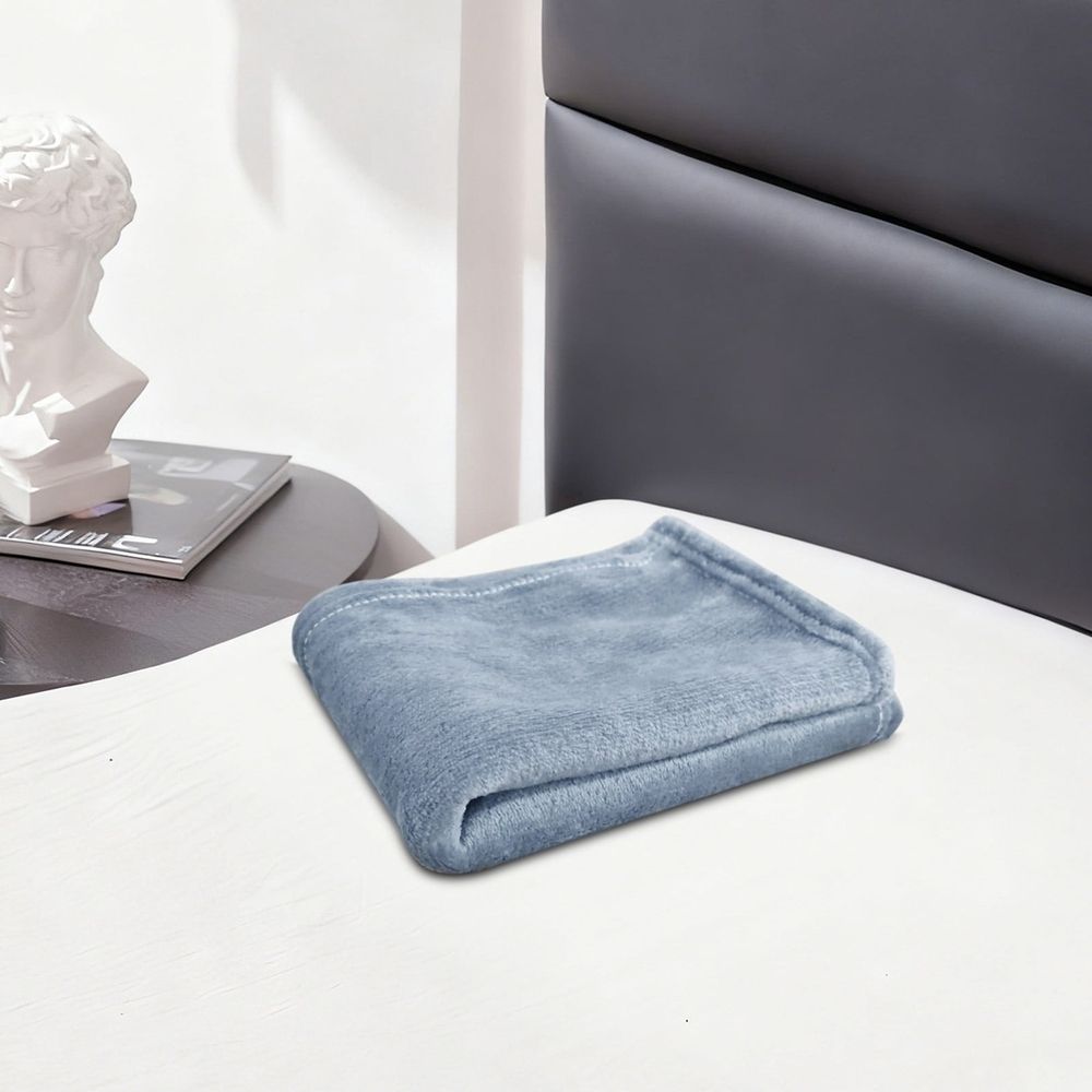 Weighted Blankets,This Is A Solid Color Double Velvet Bed Sheet And Blanket With A Physical Towel Of 50 * 70