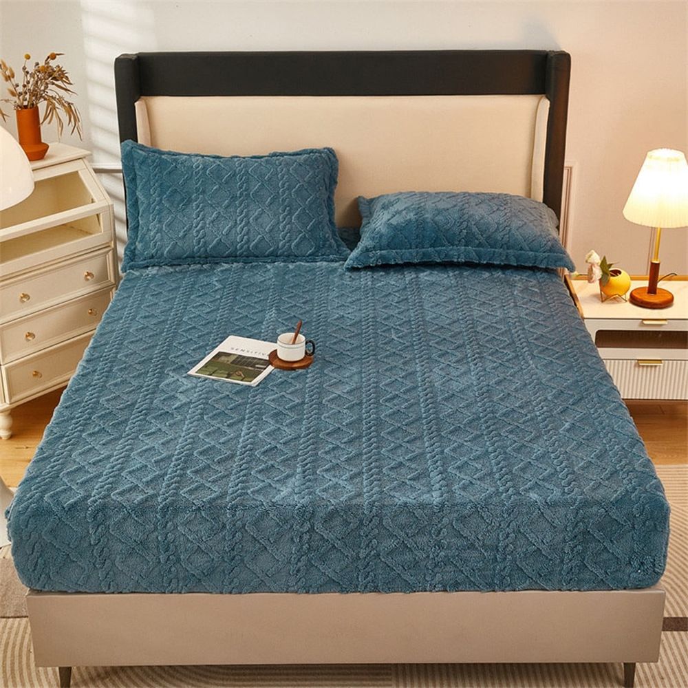 Bed Sheets, Luxury Soft Fuzzy Bottom Sheet, with Deep Pocket, Shrinkage and Fade Resistant, Easy Care, 1 Fitted Sheet Only