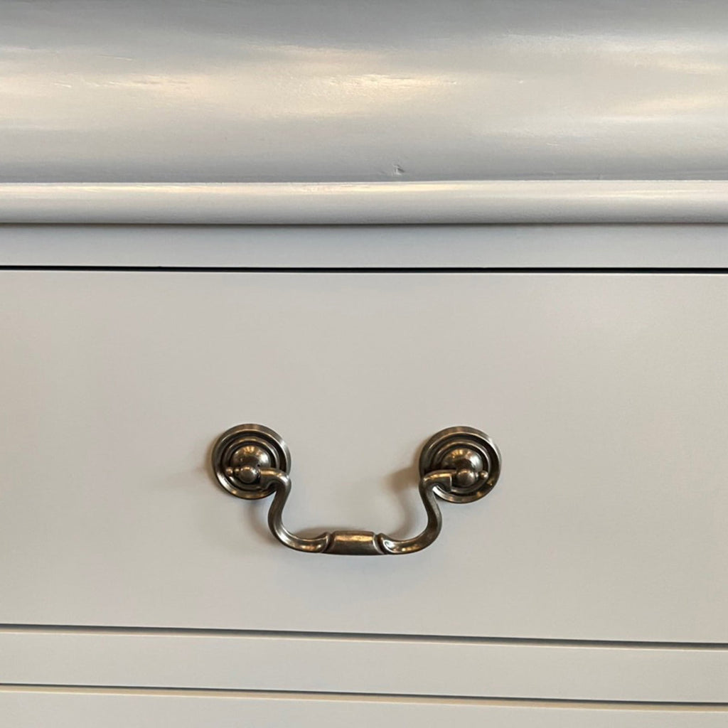 Dressing Chest with 6 Storage Drawers in Solid Wooden Mirror Metal Handles Grey Colour