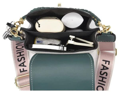 White Stylish Korean Minimalist Crossbody Bag - Elegant Small Square Shoulder Bag with Phone Pocket