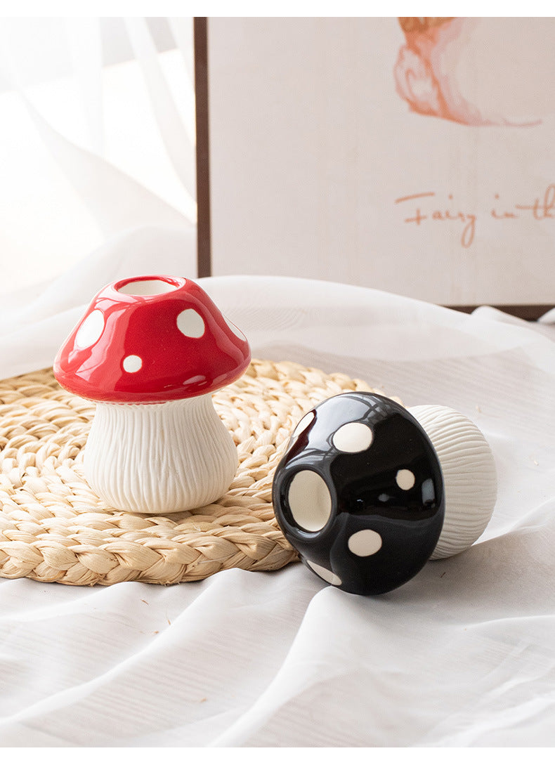 Big Size Black Whimsical Ceramic Mushroom Vase - Decorative Floral & Hydroponic Planter