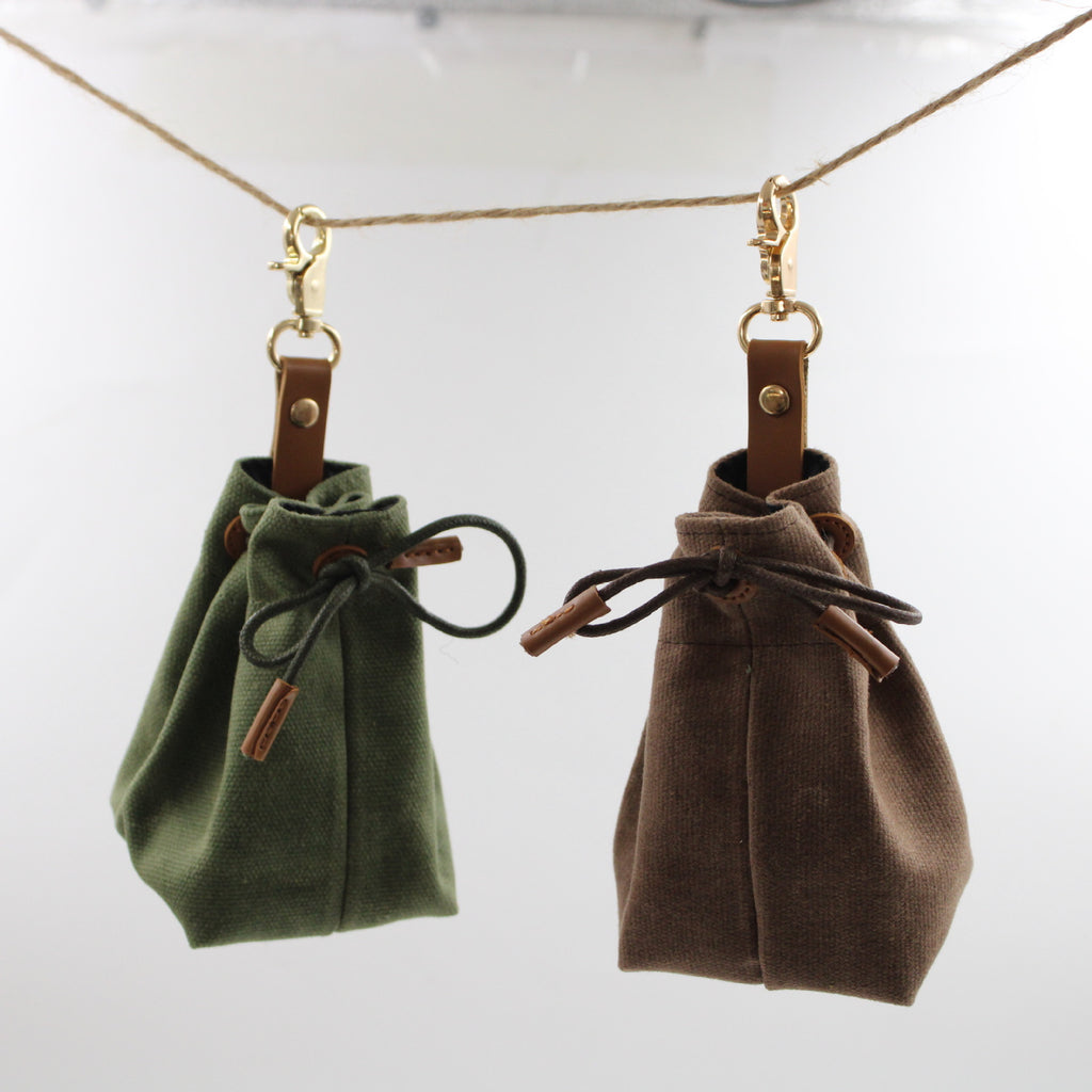 2-PCS Yellow Clip-On Canvas Dog Treat Pouch - Portable Drawstring Bag for Training & Walks