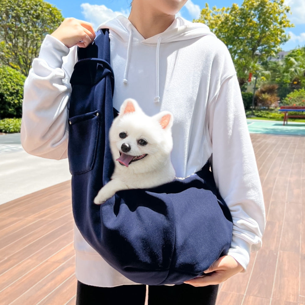 Navy blue Pet Carrier Backpack - Comfortable Shoulder Bag for Cats and Dogs, Ideal for Outdoor Use in Autumn and Winter