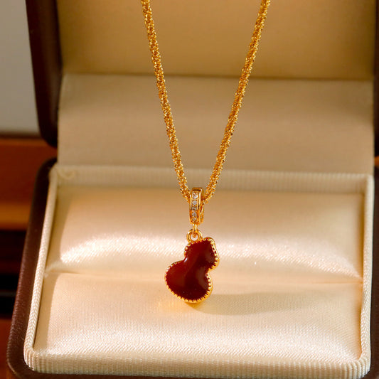 Elegant Gourd Pendant Necklace with Adjustable Textured Chain - Lucky Calabash Jewelry for Women(red)