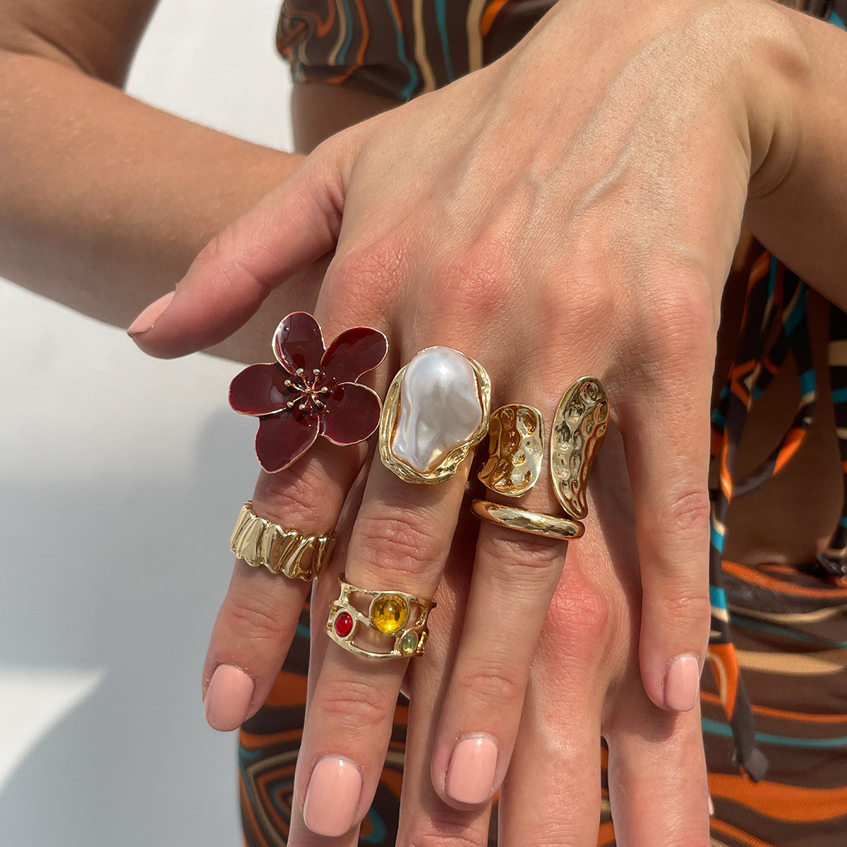 6-Piece Gold Chunky Stackable Ring Set Deep Red Enamel Flower & Baroque Pearl - Adjustable Open Finger Jewellery for Women (Light Gold)