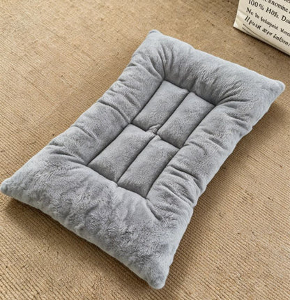 90 x 45CM Large Plush Pet Bed Mat for Dogs & Cats – Light Grey Double-Sided Soft Cushion, Breathable Moisture-Resistant Sleeping Pad for Small, Medium & Large Pets