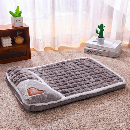 Grey XL size Luxury Plush Pet Sleeping Mat, Thickened Warm Pet Bed Cushion for Dogs and Cats, Soft Fabric Pet Sofa Pad with Non-Slip Waterproof Base